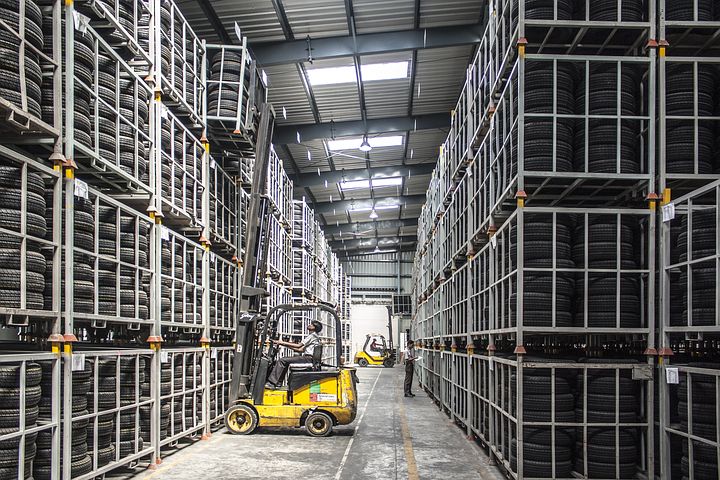 forklift-835340__480